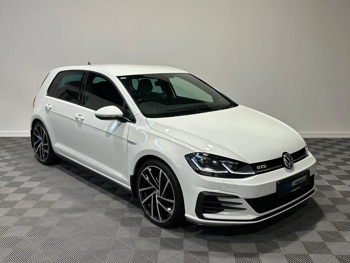 2017 VOLKSWAGEN GOLF GTD DSG - Image 1
