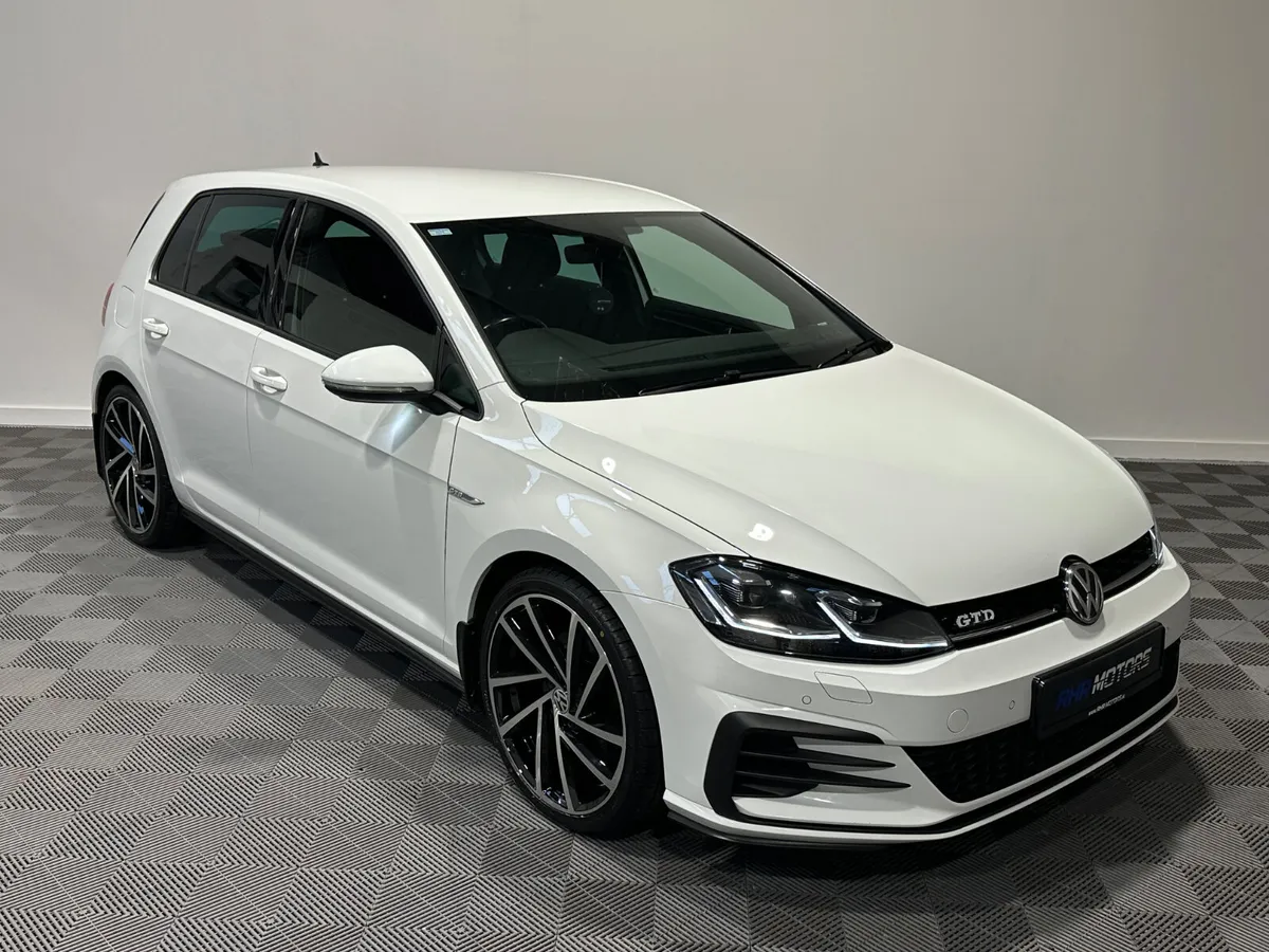 2017 VOLKSWAGEN GOLF GTD DSG - Image 3