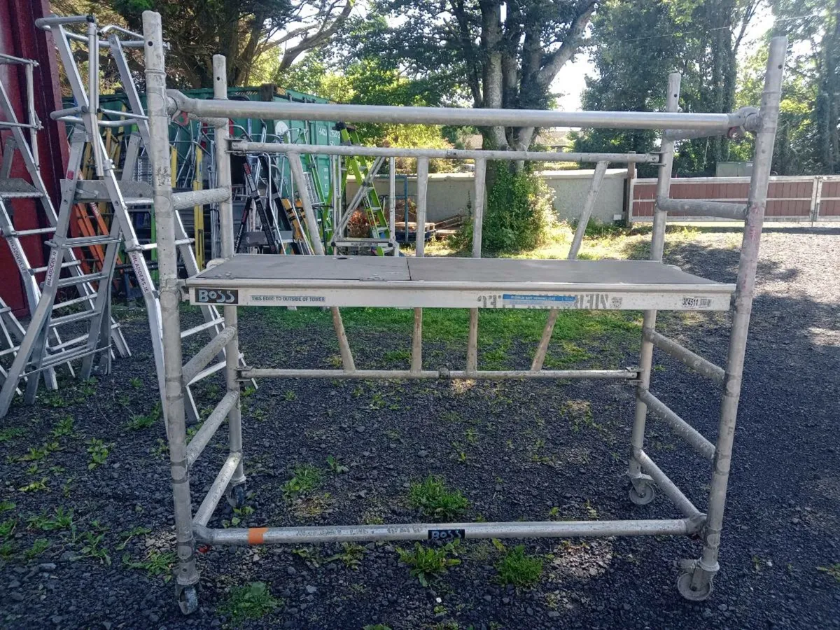 Scaffolding towers - Image 2
