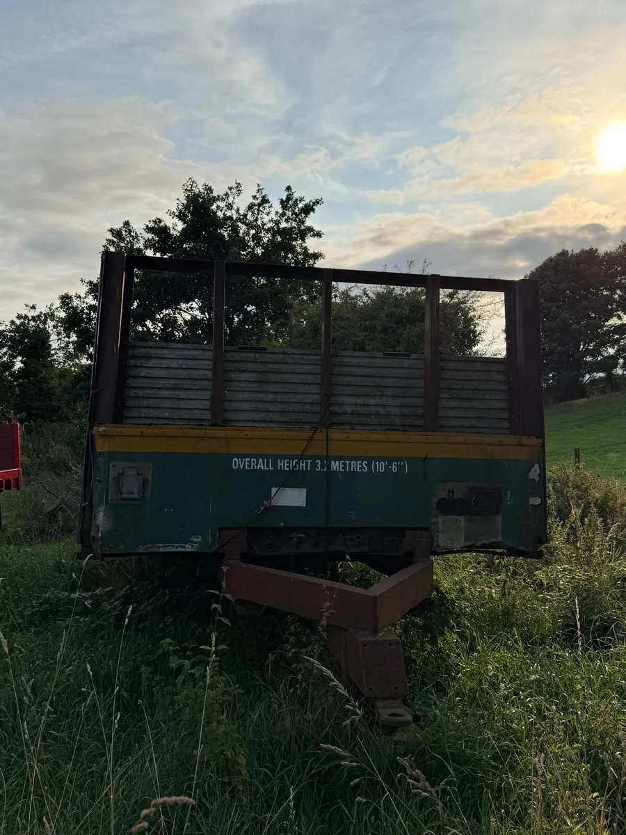 Bale trailer - Image 3