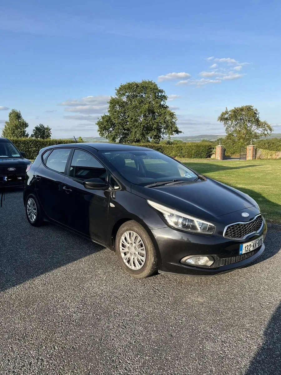 car - Image 2