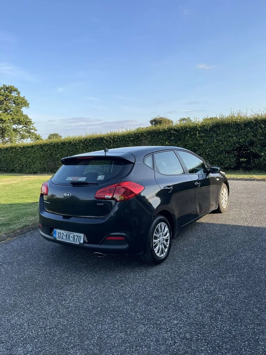 car - Image 3