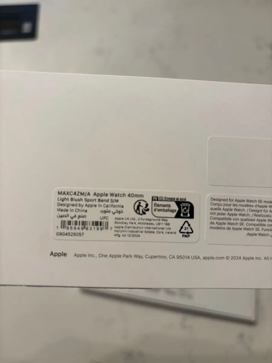 Apple Watch SE (Gen 2) 40mm - Image 3