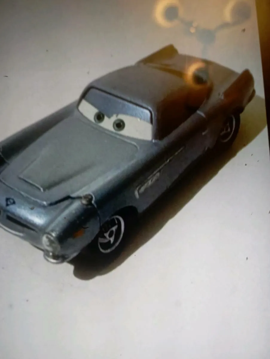 DISNEY PIXAR 3 CAR  FINN MODLE . - Image 2