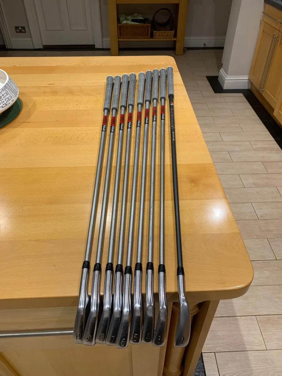 Titleist CB irons 3-PW & U500 2 iron - Image 1