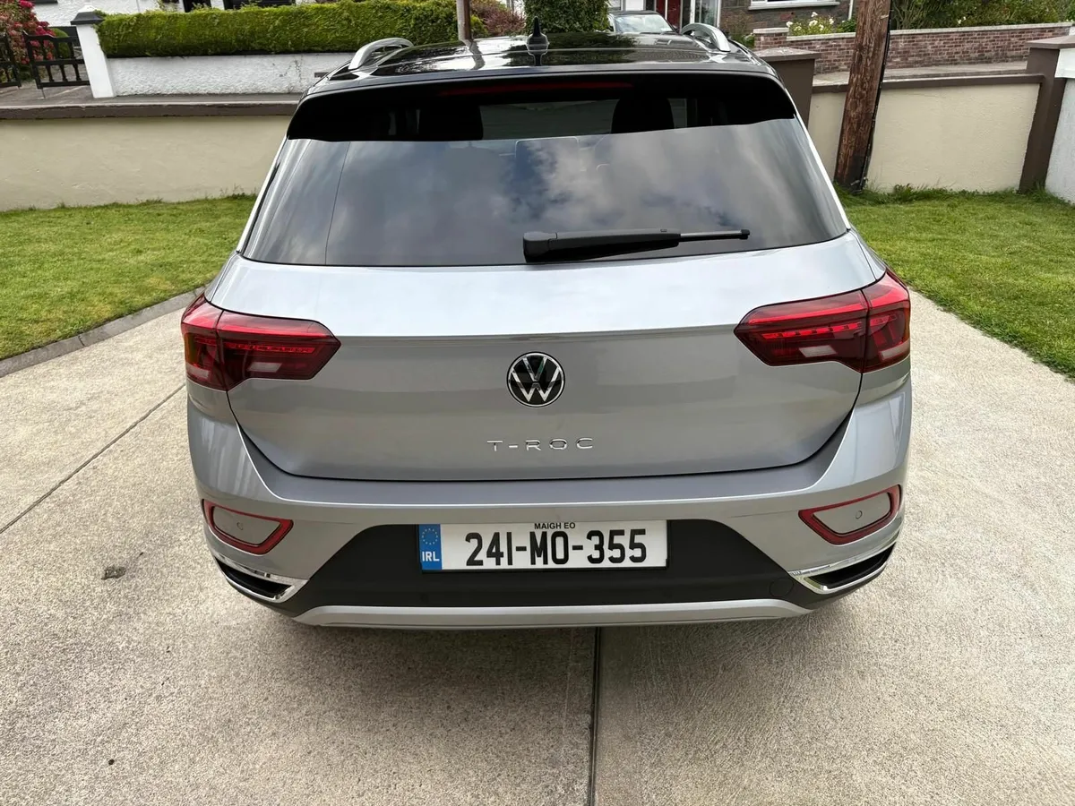 Volkswagen T-Roc 2024 - Image 3
