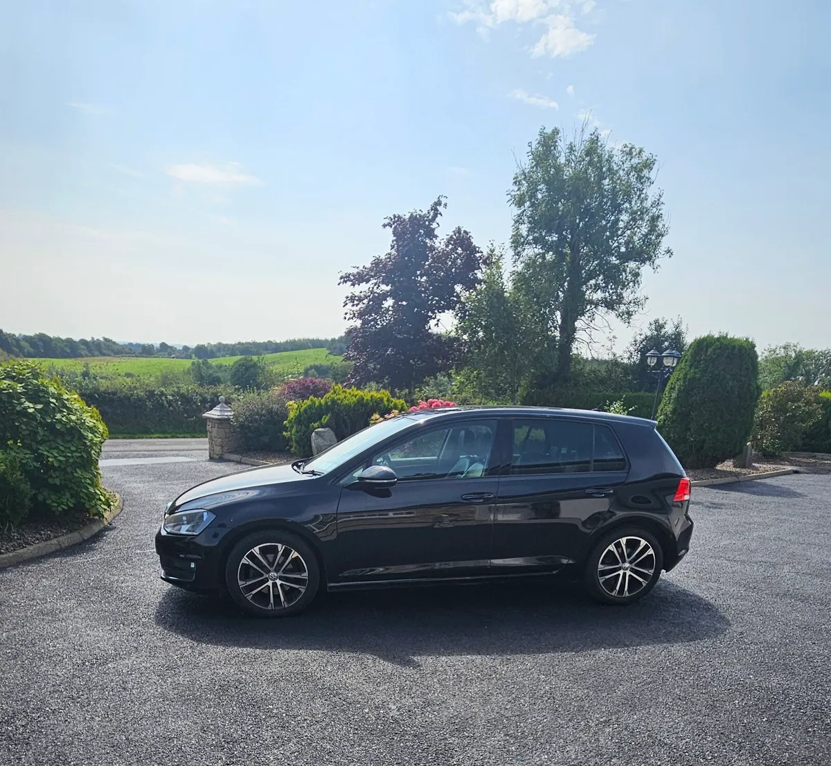Volkswagen Golf 2.0 TDI GT Automatic - Image 1