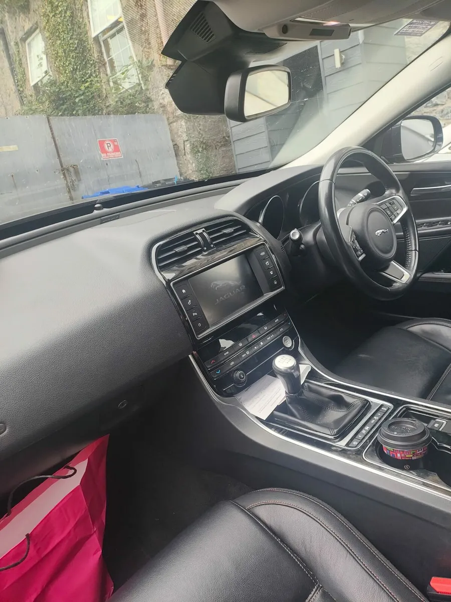 Jaguar 2018 xe genuine reason for sale - Image 1