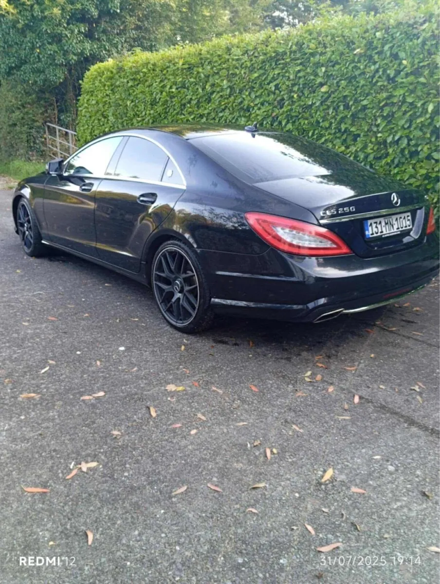 Mercedes Benz CLS - Image 2