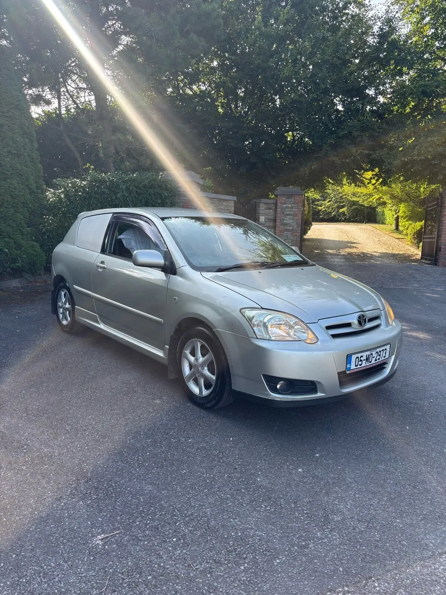 Toyota Corolla Van - Image 1