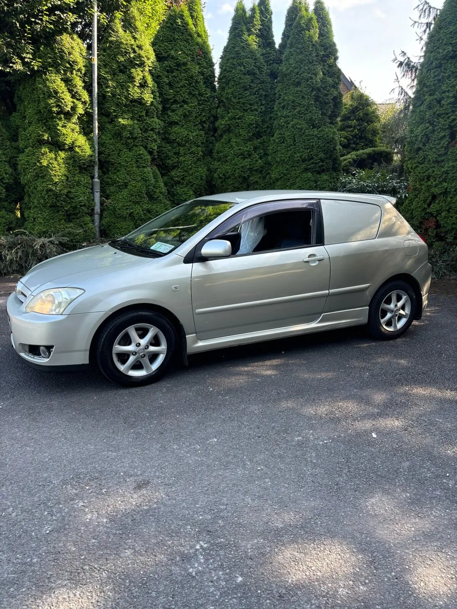 Toyota Corolla Van - Image 2