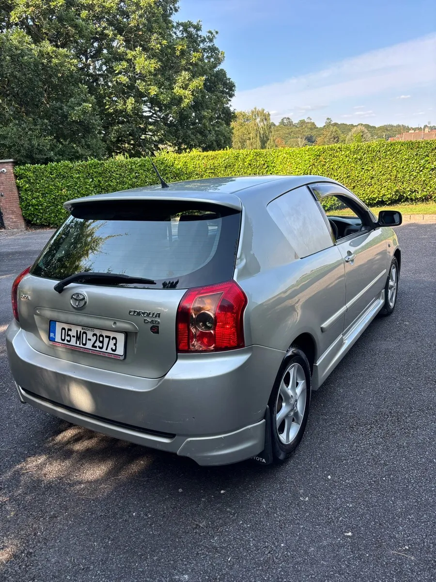 Toyota Corolla Van - Image 3
