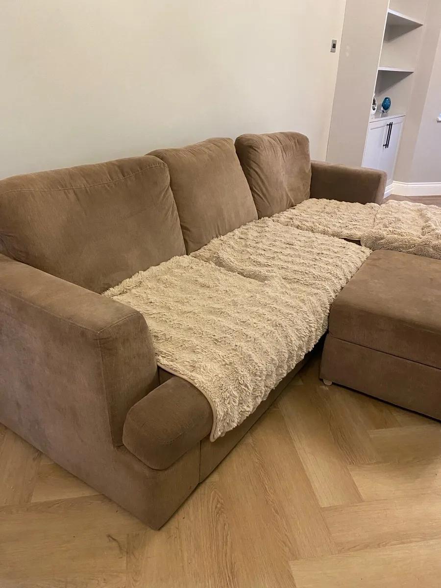 Corner sofa - Image 1
