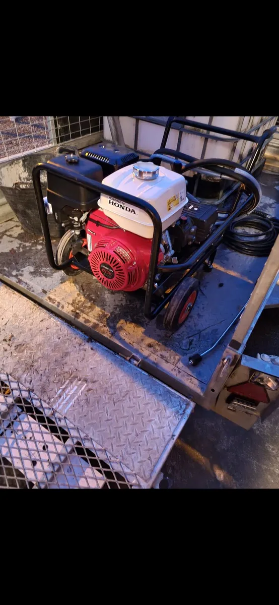 Power washing equipment - Image 3