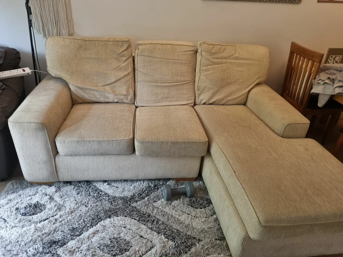 L shaped sofa - Image 1
