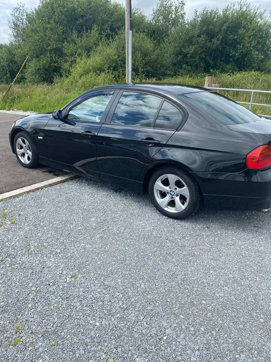 BMW 318 E90 DSE 2008 - Image 2