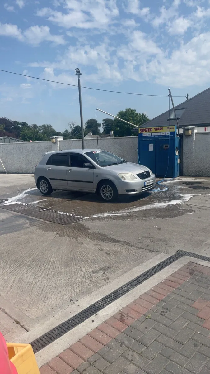 E12 corrolla - Image 3