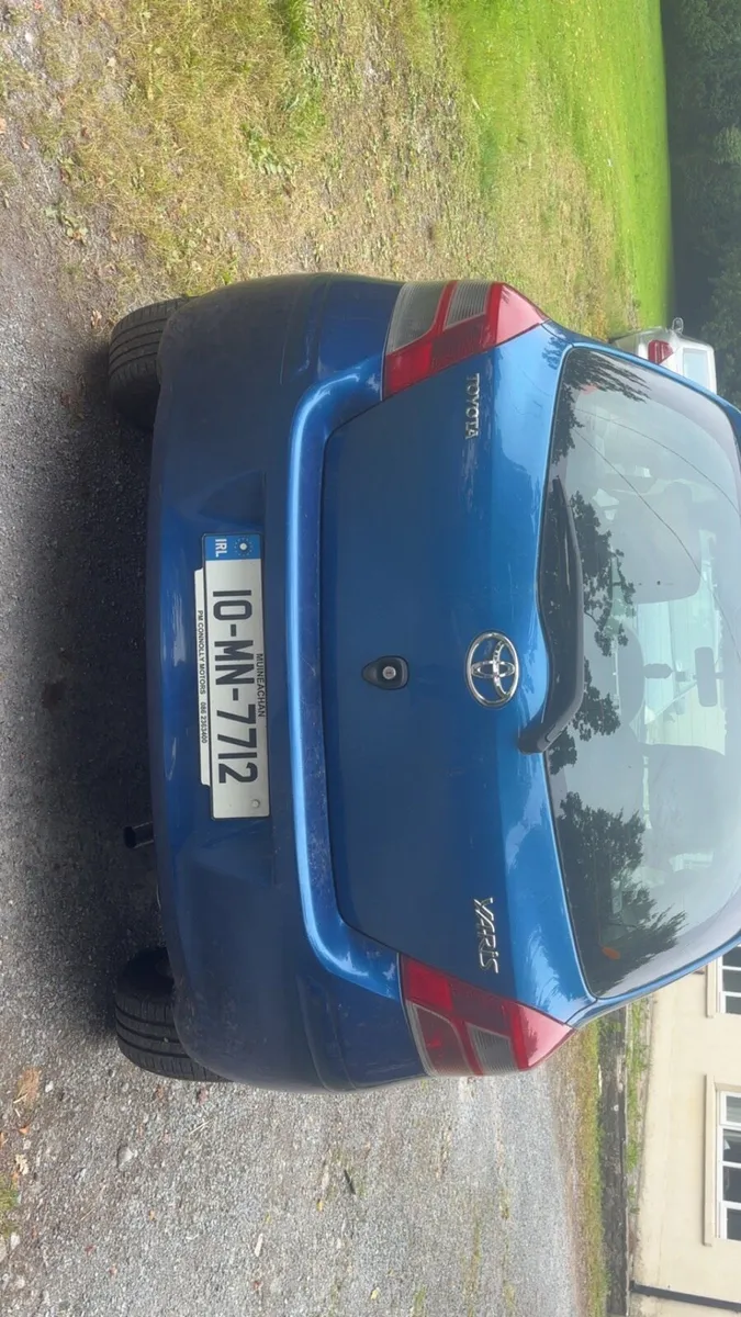 Toyota Yaris 2010 - Image 1