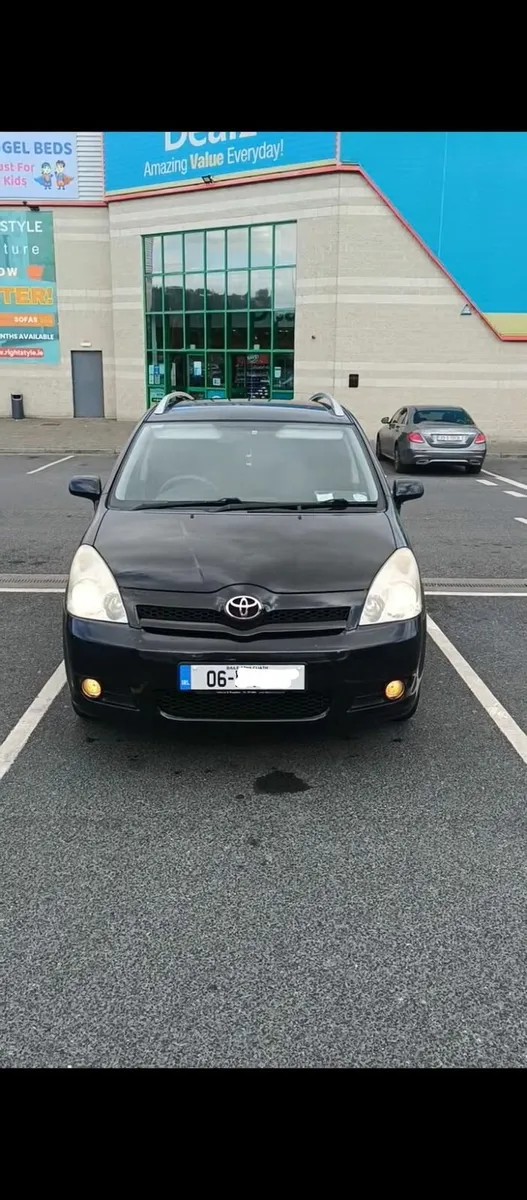 Toyota Corolla 2006 - Image 2