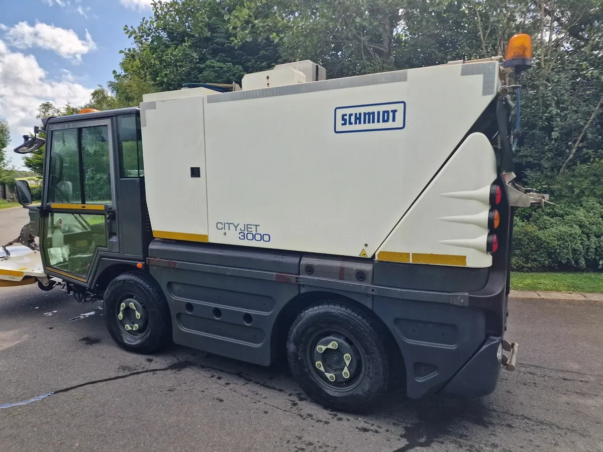 Schmidt Cityjet 3000 Hot Street Washer Scrubber - Image 4