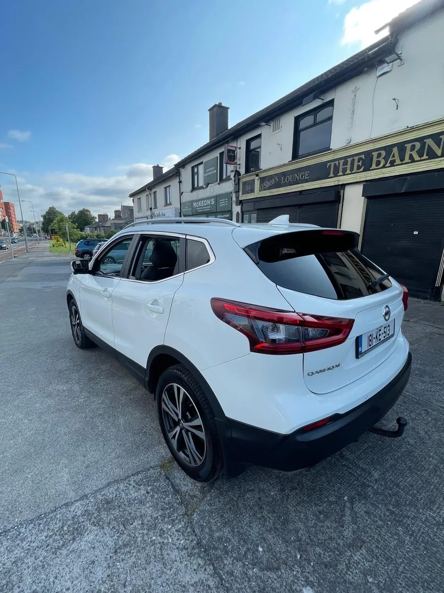 Nissan Qashqai 2018 1.5 dci SV Premium LOW KM - Image 3