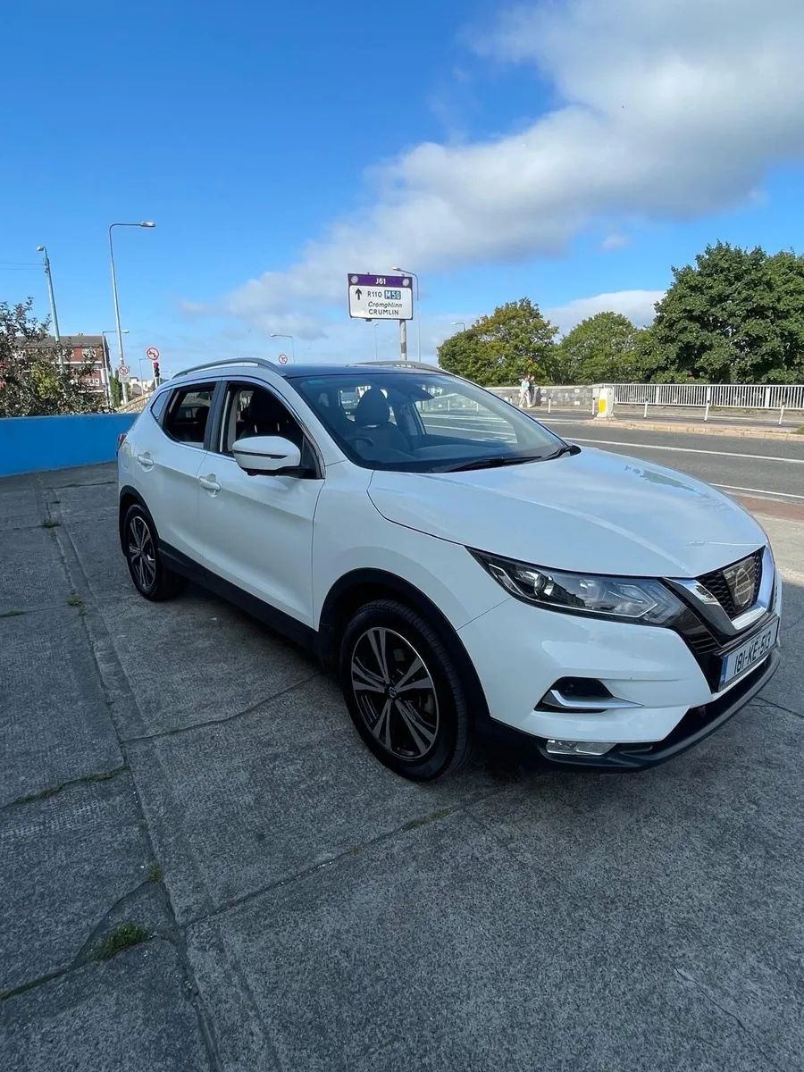 Nissan Qashqai 2018 1.5 dci SV Premium LOW KM - Image 1