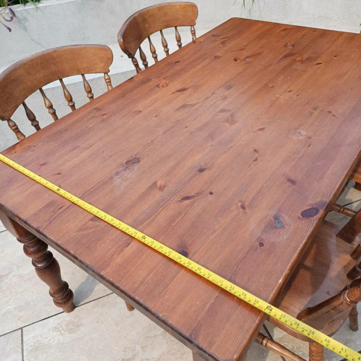 Kitchen table and four chairs - Image 3