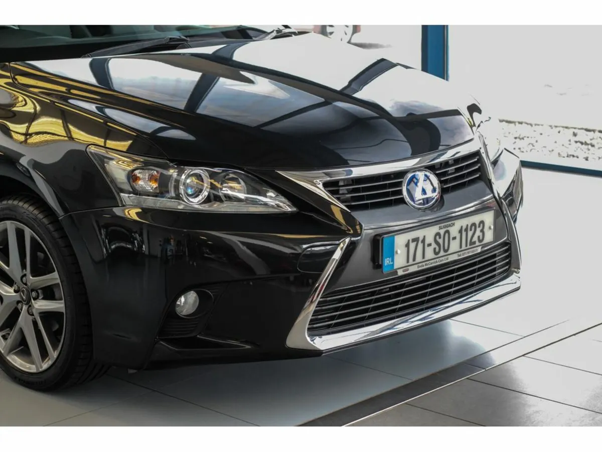 Lexus CT 200H Executive CVT 5DR Auto - Image 4