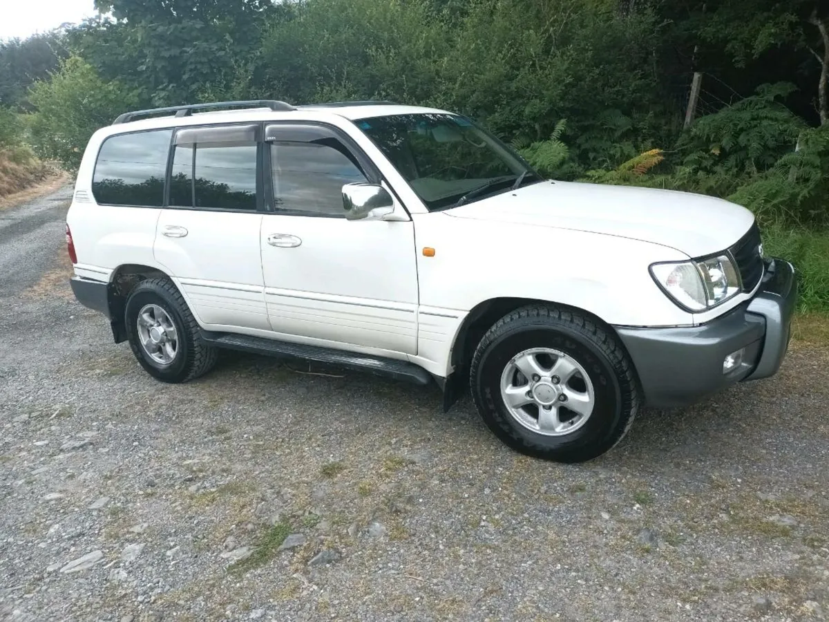 Toyota Amazon - Image 1