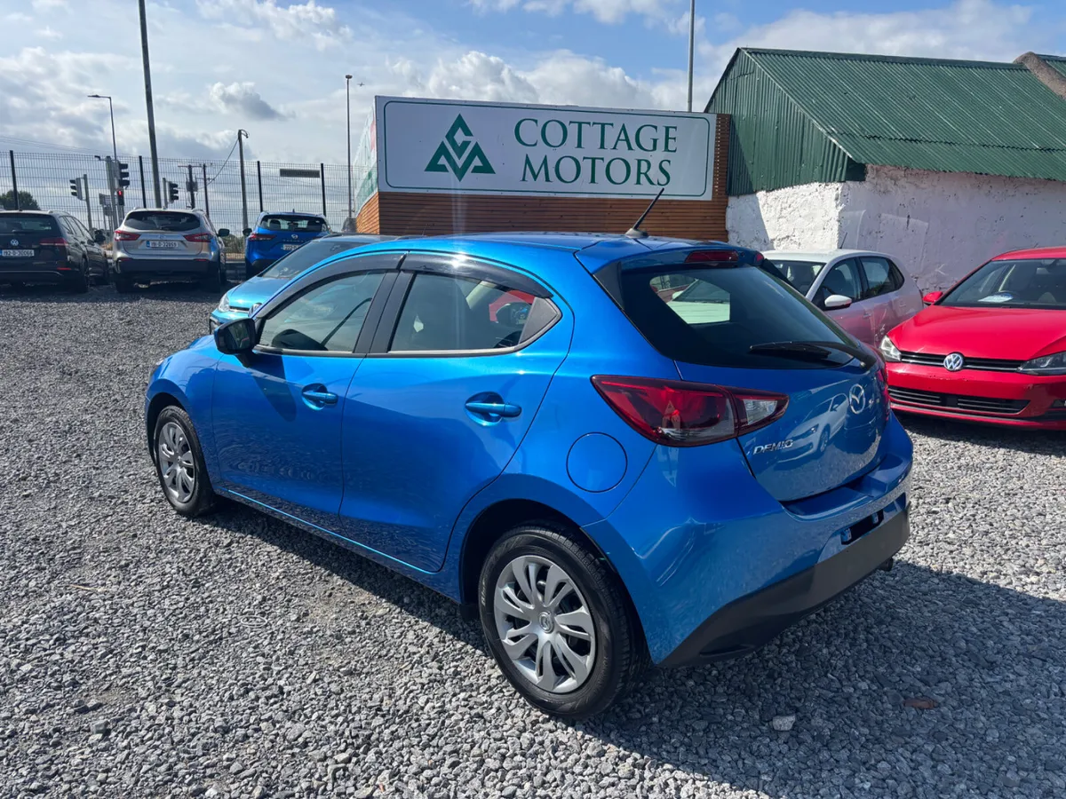 Mazda Demio - Image 3