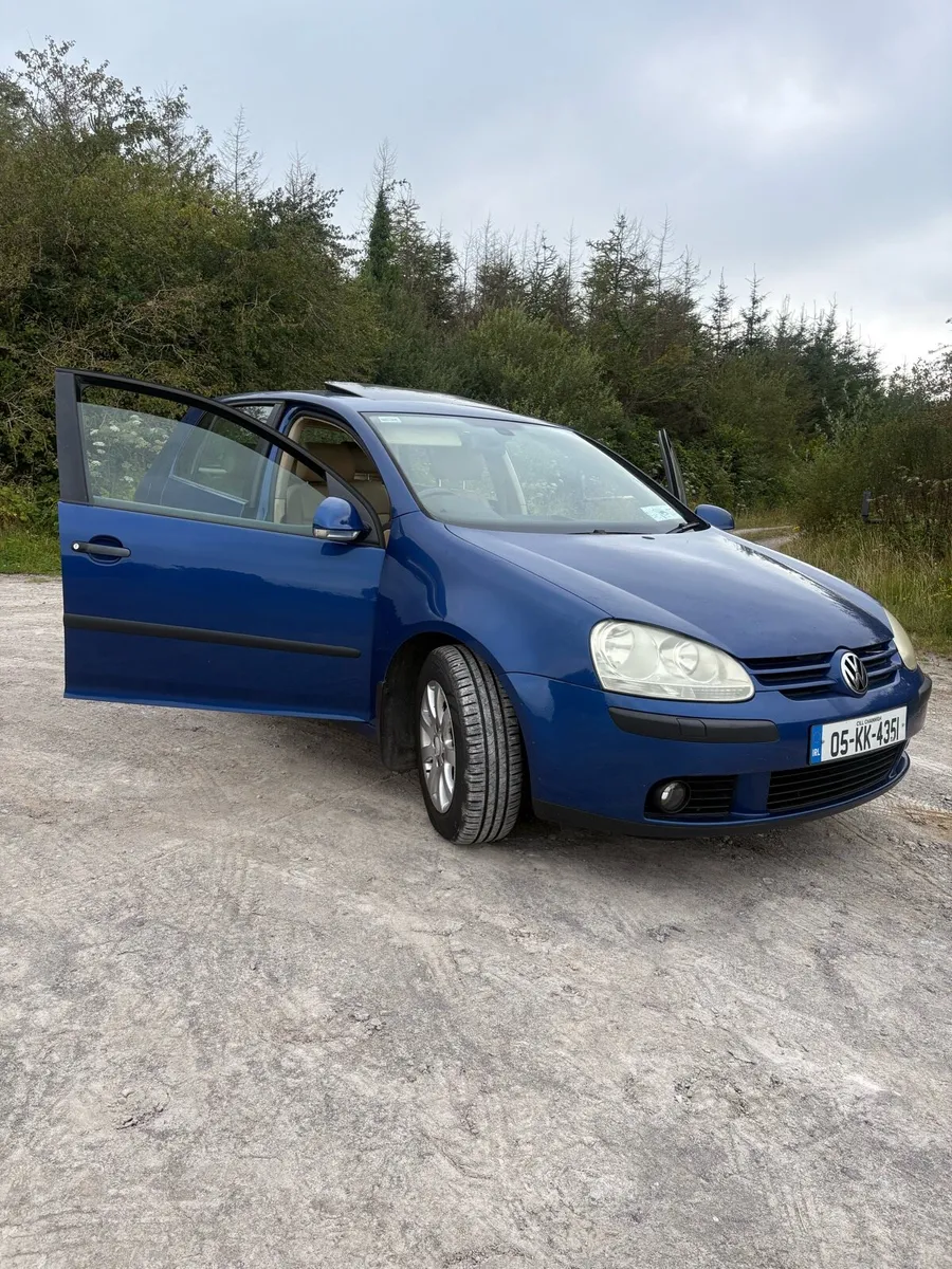 Volkswagen Golf 1.6 FSI - Image 3