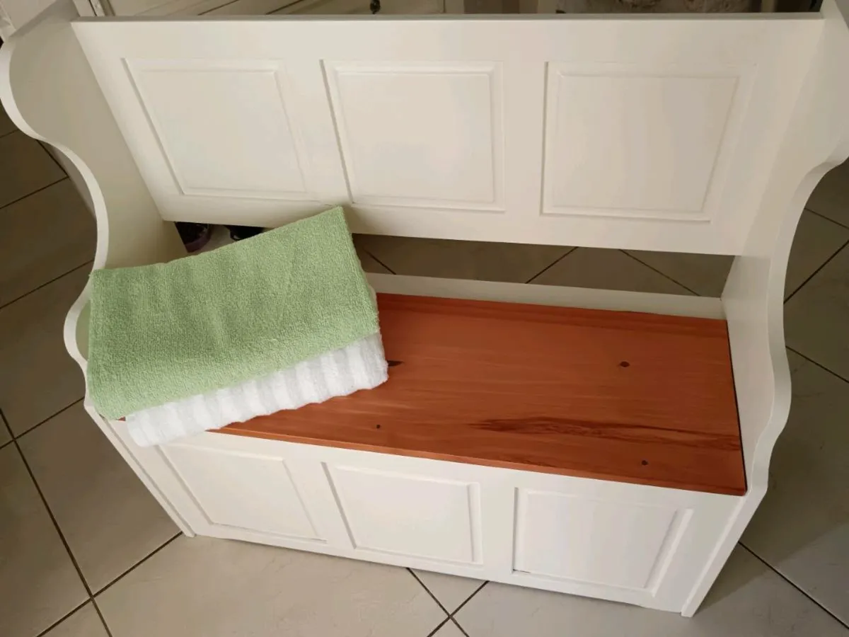 Storage bench - Image 1