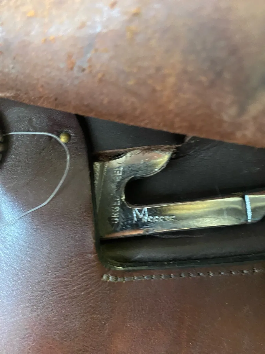 17” jumping brown Leather saddle - Image 3