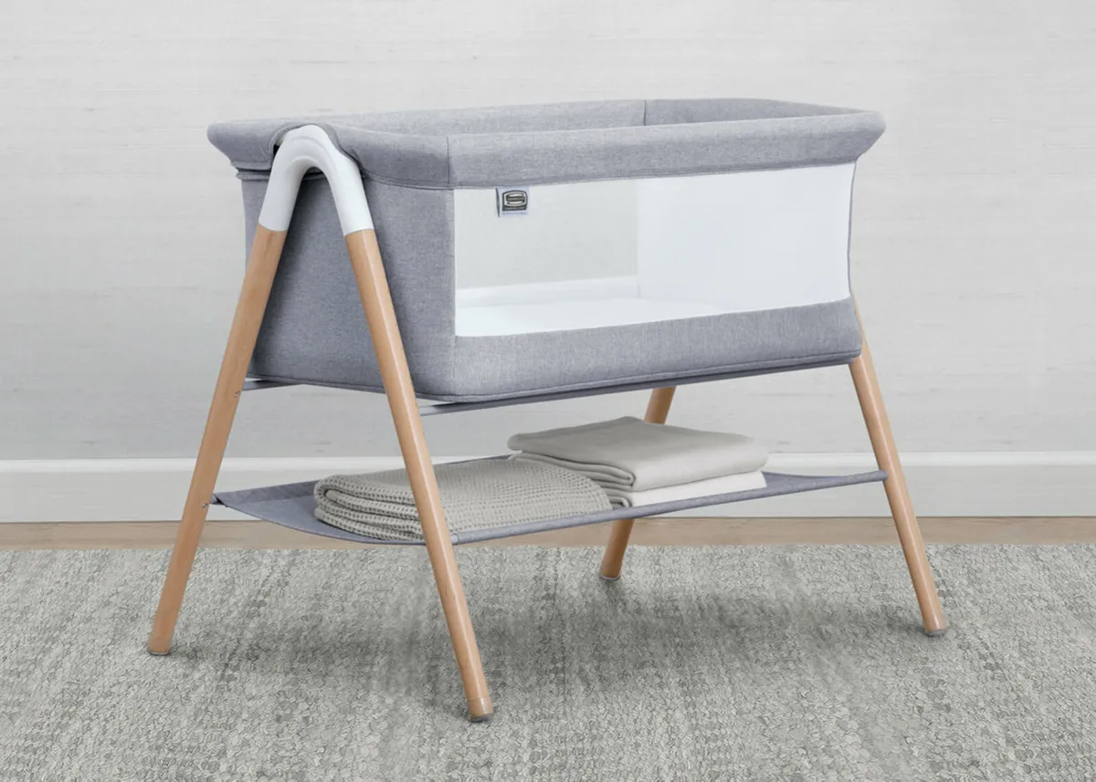 Babylo bedside crib as new - Image 2