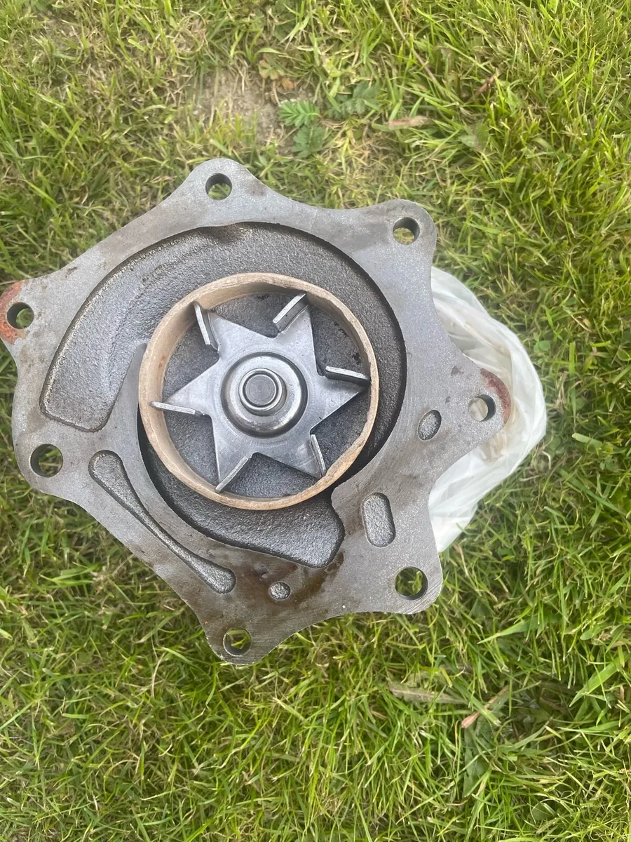 water pump 2005 nissan terrano - Image 3