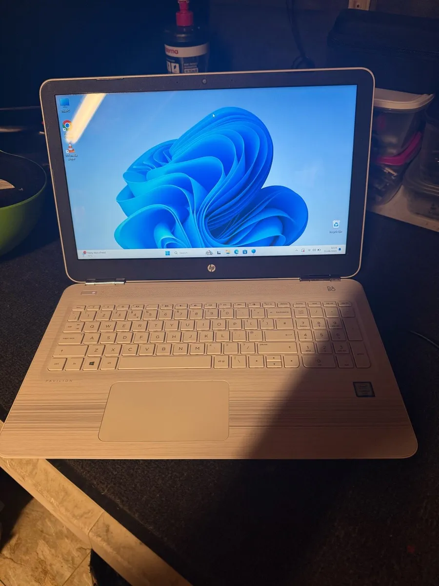 Laptop - Image 1