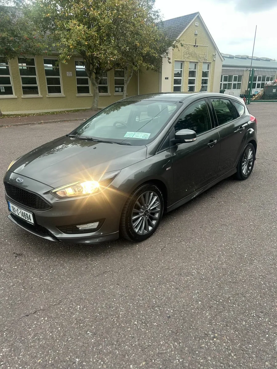 Ford Focus 2018 - Image 3