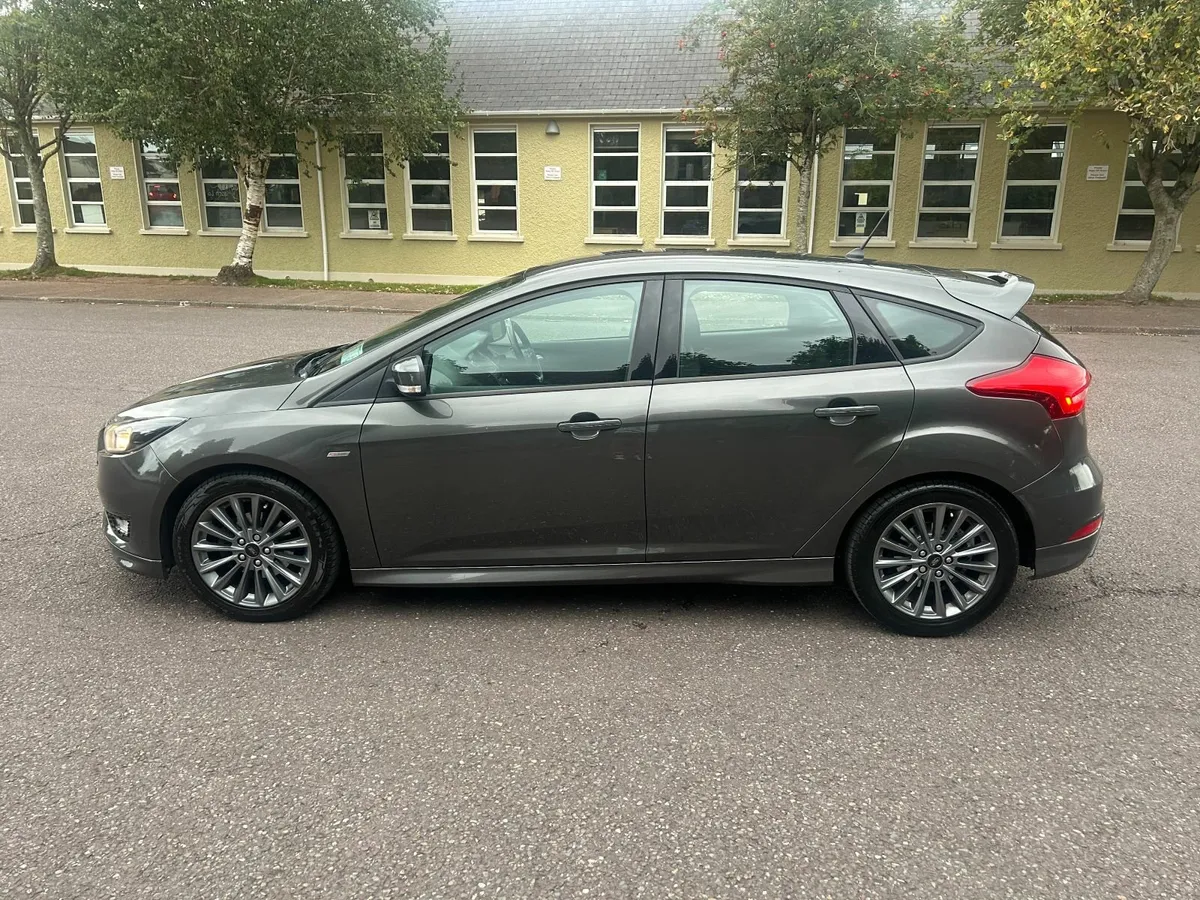 Ford Focus 2018 - Image 4