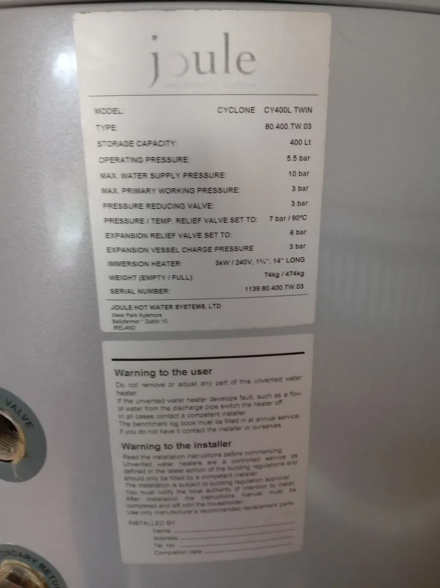 Hot water cylinder - Image 2