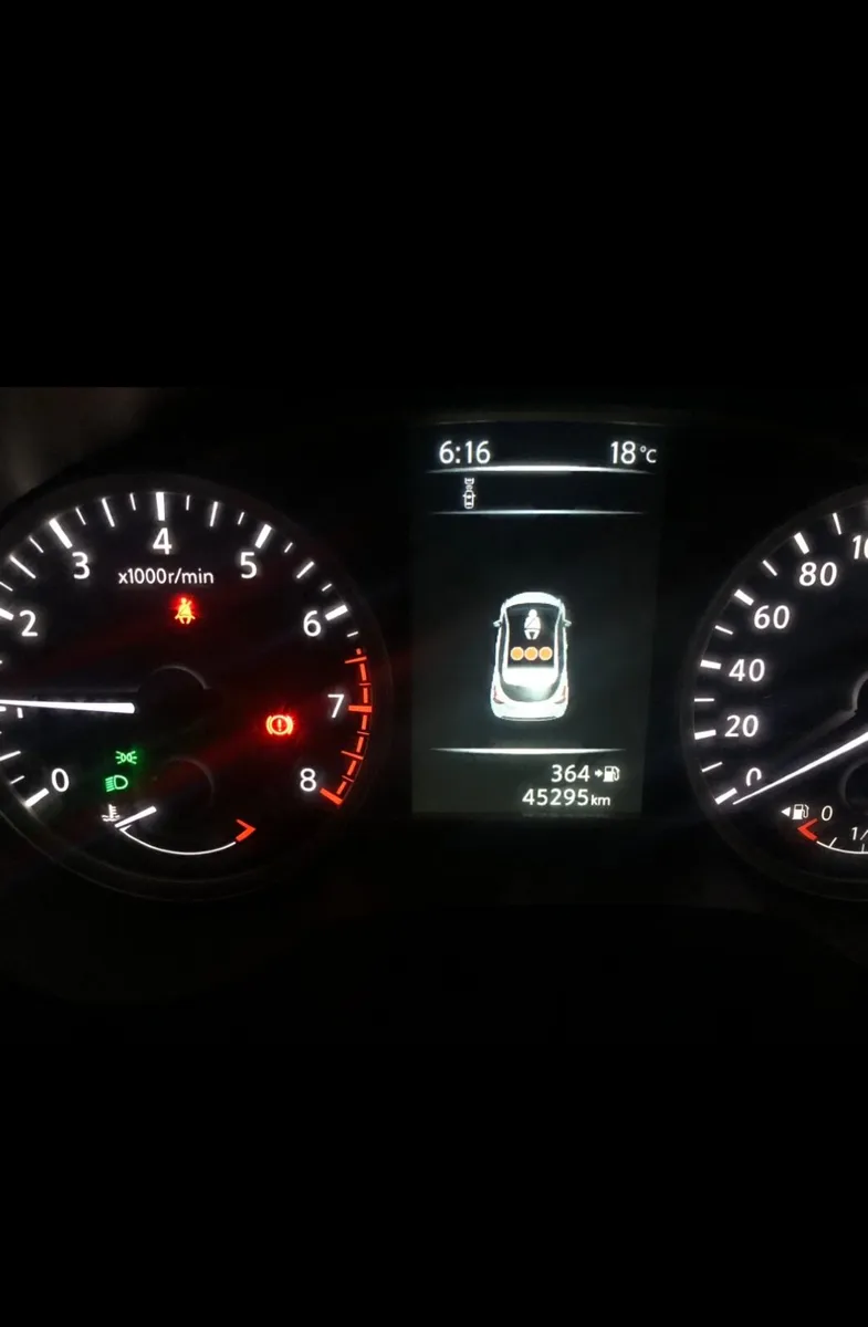 Nissan Micra 2018 - Image 2
