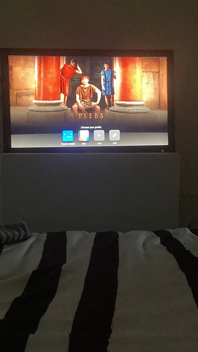 Tv - Image 1