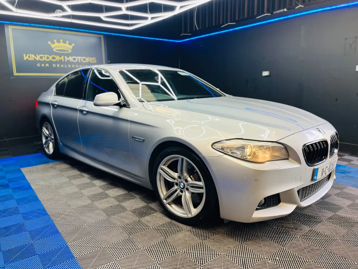 BMW 520 M-SPORT,Automatic - Image 2