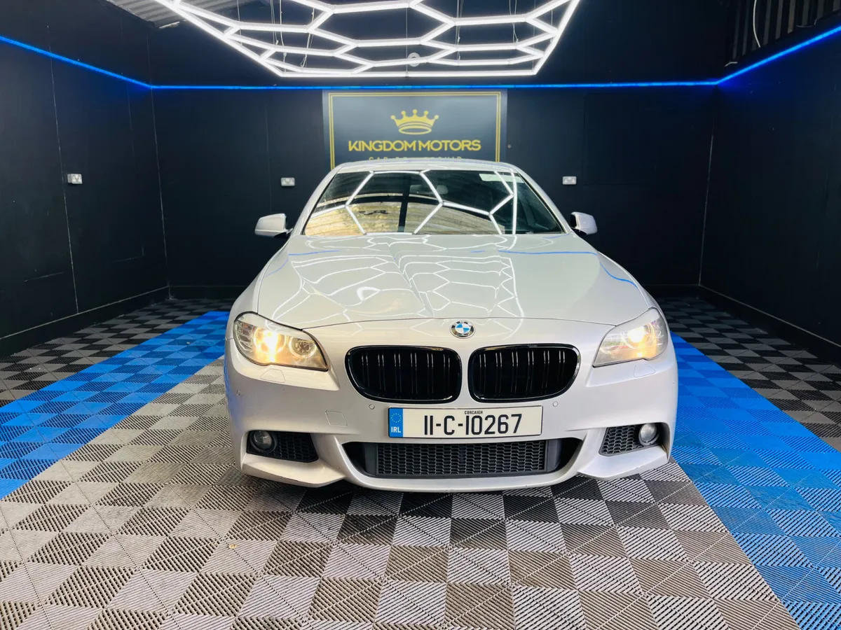 BMW 520 M-SPORT,Automatic - Image 4