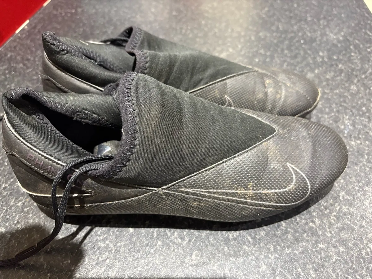 Football boots - Image 2