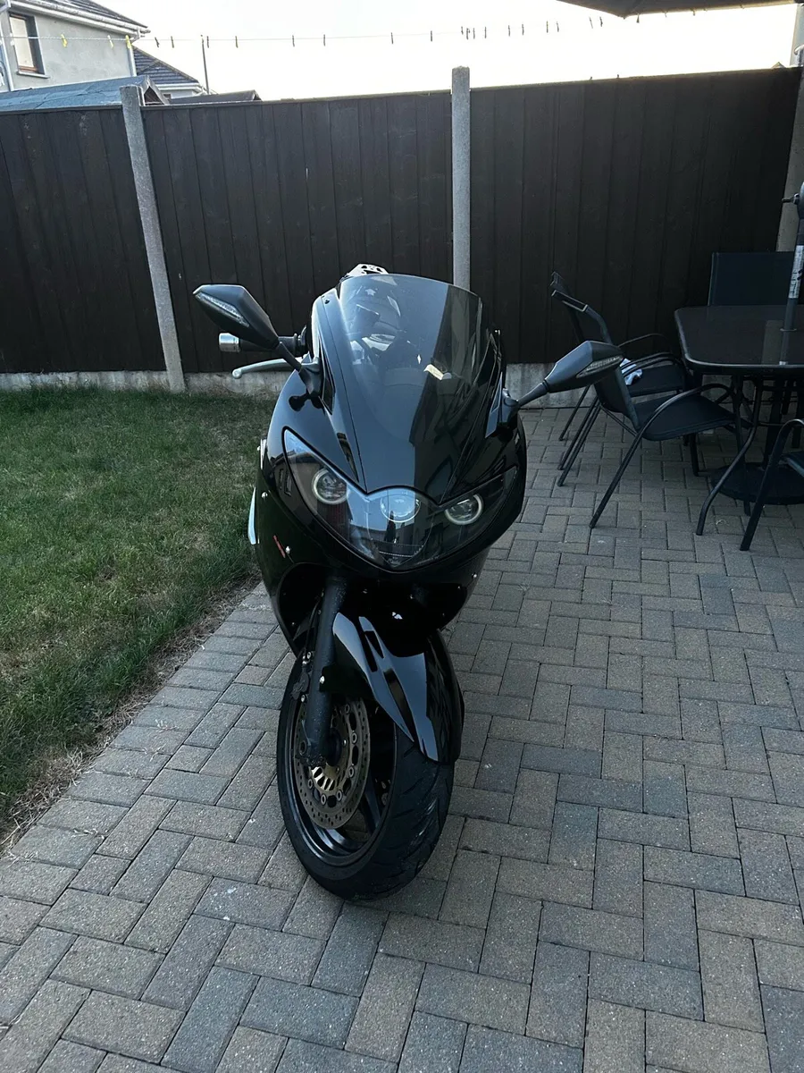Triumph Sprint - Image 1