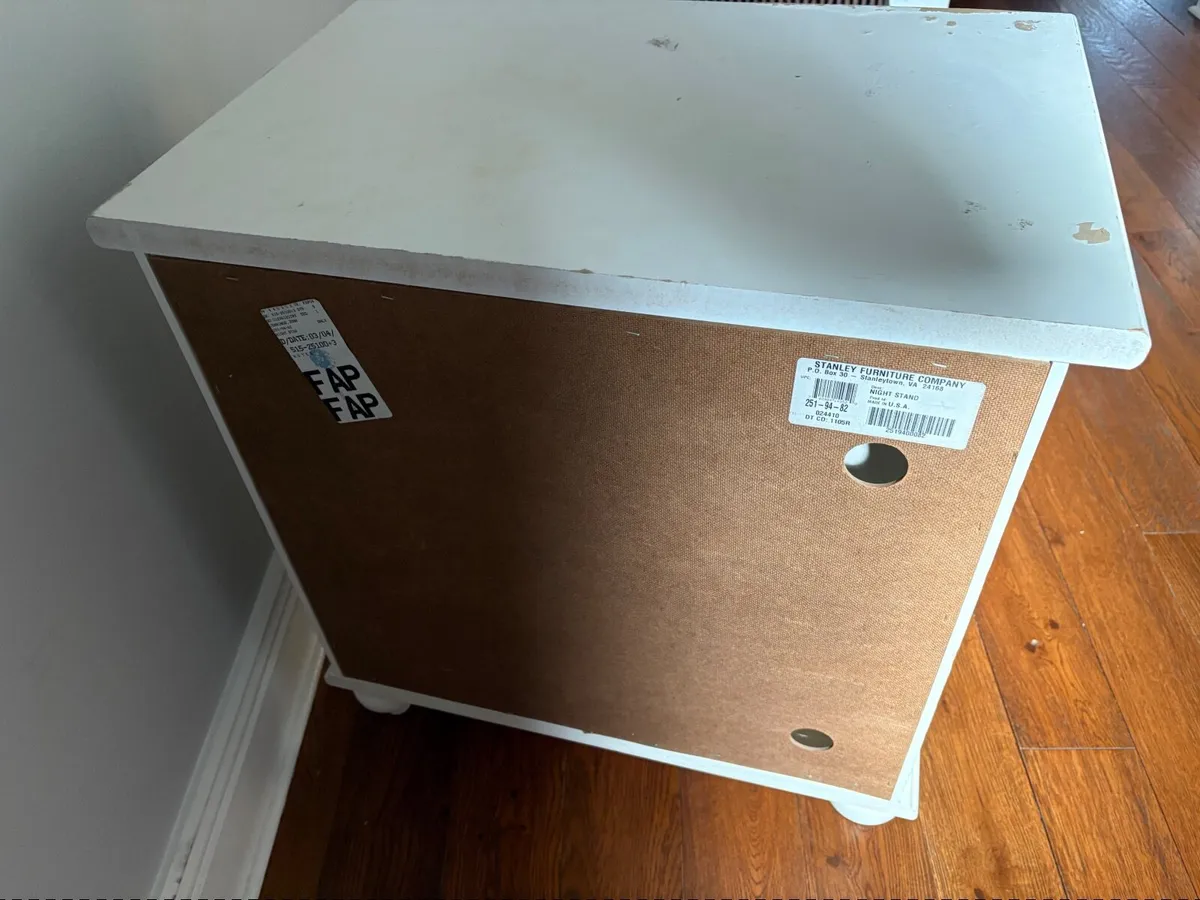 US made bedroom side table - Image 4