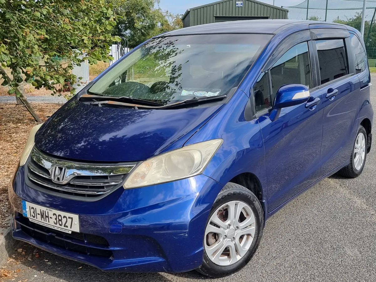 €5990 Honda Freed 2013 7 seats automatic €5990 - Image 4