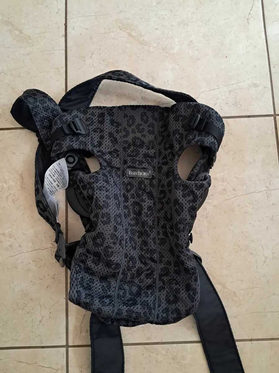 Baby carrier by BabyBjorn - Image 1