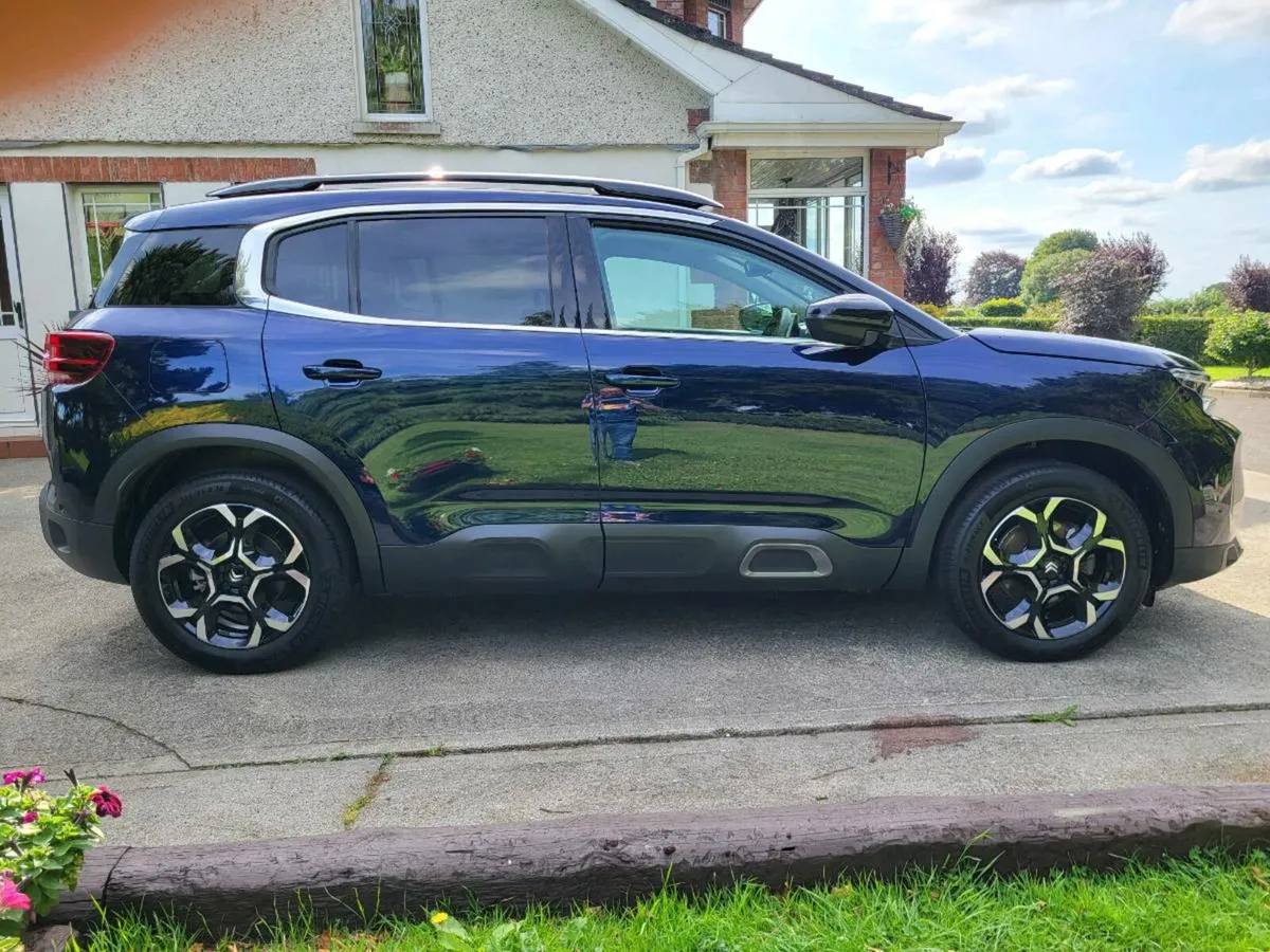 2024 Citroen C5 Aircross 1.2 PureTech Max 9K KM - Image 2