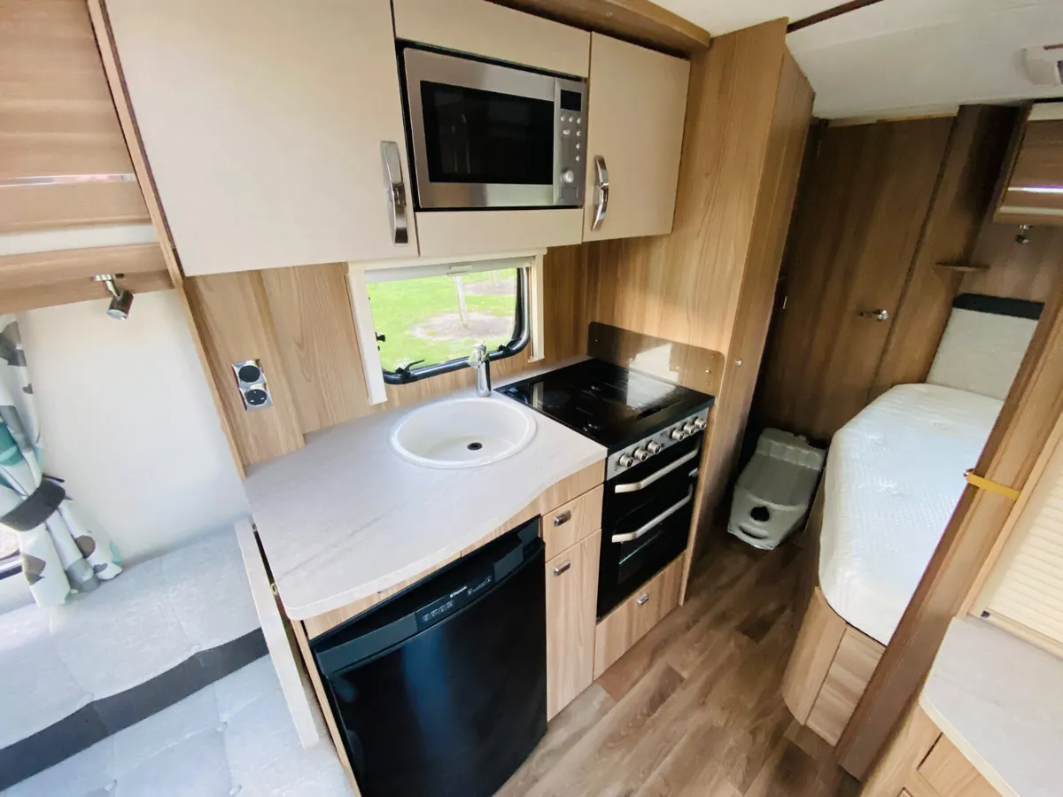 2015 SWIFT CHALLENGER SPORT 544 - Image 4